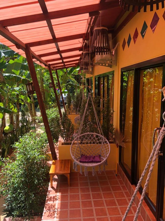 One World Bungalows Koh Lanta Exterior photo