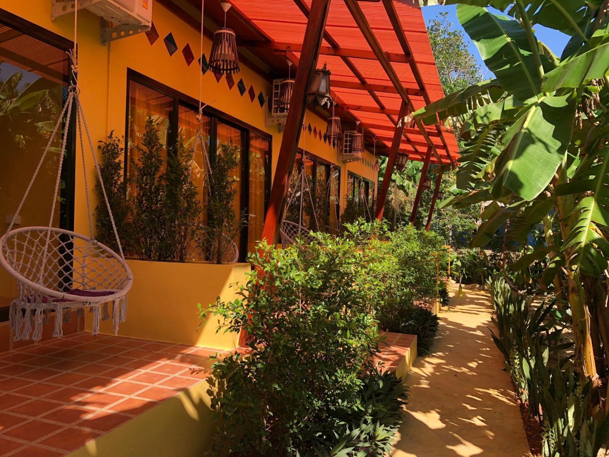 One World Bungalows Koh Lanta Exterior photo